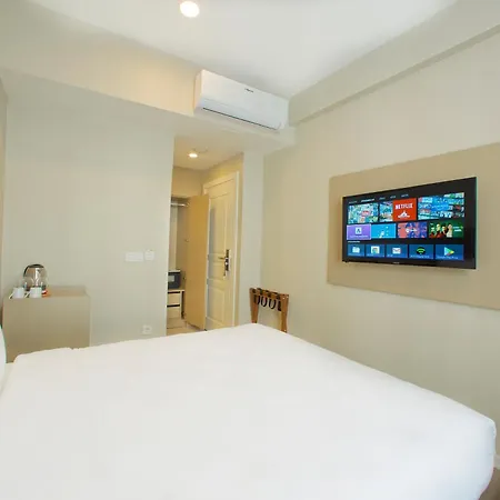 Joy Taksim فندق 3*