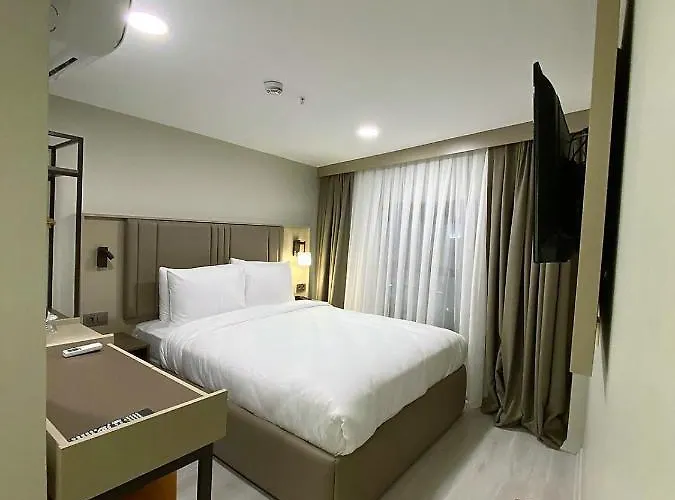 Hotel Joy Taksim 3*
